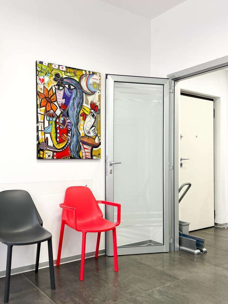 Moderne Kunstwerke von Alessandro Siviglia für das Wartezimmer einer Arztpraxis
